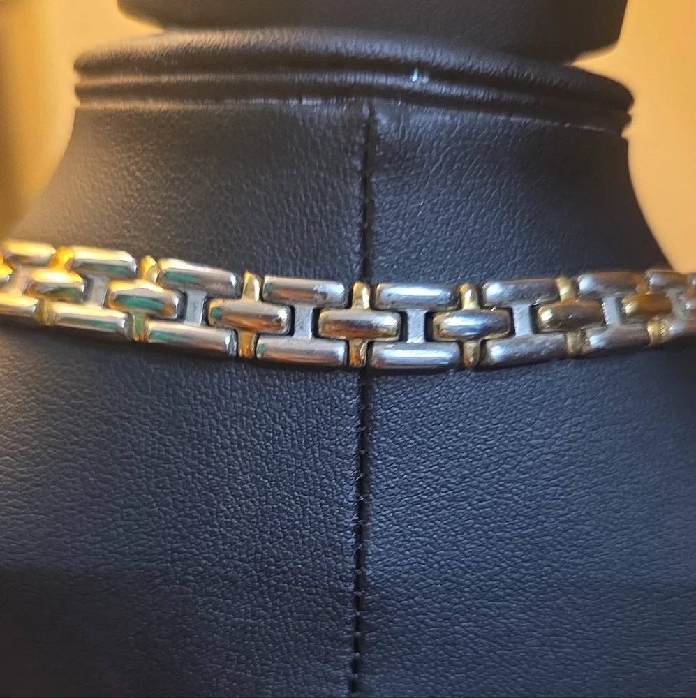 Pre-owned Givenchy Two-Tone Chain Necklace - Picture 5 of 5